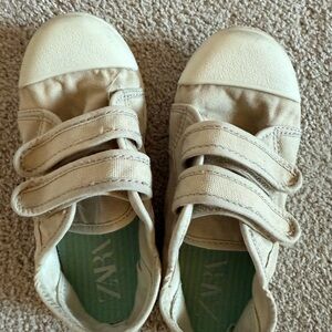 Zara Cream Sneakers Soft Sole